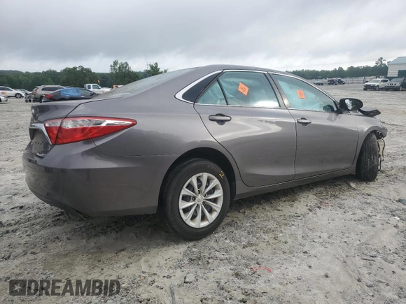 2015 Toyota Camry XLE z VIN 4T4BF1FK6FR516551, wystawiony jako Copart lot #58036375 z przebiegiem 160 631 mil mil oraz Szkoda całkowita • Salvage title. Historia ofert i sprzedaży dostępna na DreamBid. Obrazek 3.