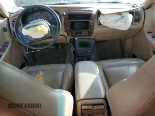 2000 Mercury Mountaineer with VIN 4M2DU66P8YUJ15148, listed as a Copart auction lot 84107204 with 194,511 mi miles and Salvage title. Bid and sale history available at DreamBid. Image 8.