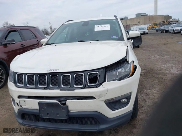 2020 Jeep Compass Latitude with VIN 3C4NJDBB4LT153691, listed as a IAAI auction lot 41762987 with 63,587 mi miles. Bid and sale history available at carsss.com. Image 6.
