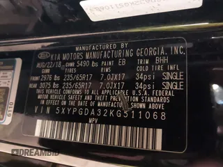 2019 Kia Sorento LX with VIN 5XYPGDA32KG511068, listed as a IAAI auction lot 41682042 with 111,148 mi miles. Bid and sale history available at carsss.com. Image 9.