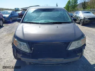 2011 Honda Odyssey EX-L with VIN 5FNRL5H60BB072101, listed as a IAAI auction lot 42002097 with 243,607 mi miles. Bid and sale history available at carsss.com. Image 17.
