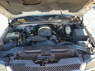 2003 Chevrolet Silverado 1500HD LS z VIN 1GCGK13U43F122682, wystawiony jako Copart lot #76813794 z przebiegiem 275 467 mil mil oraz Szkoda całkowita • Salvage title. Historia ofert i sprzedaży dostępna na DreamBid. Obrazek 11.