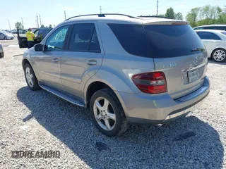 2008 Mercedes-Benz M 350 с VIN 4JGBB86E28A319325, выставлен на аукционе IAAI как лот 42238563 с пробегом 208 732 миль миль и . История ставок и продаж доступна на DreamBid. Изображение 3.