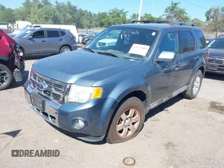 2010 Ford Escape Limited z VIN 1FMCU9EG7AKC60179, wystawiony jako IAAI lot #42573988 z przebiegiem 138 392 mil mil oraz . Historia ofert i sprzedaży dostępna na DreamBid. Obrazek 2.