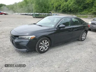 2022 Honda Civic LX z VIN 2HGFE2F23NH507964, wystawiony jako Copart lot #58374605 z przebiegiem 98 837 mil mil oraz Szkoda całkowita • Salvage title. Historia ofert i sprzedaży dostępna na DreamBid. Obrazek 1.