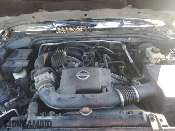 2014 Nissan Xterra X with VIN 5N1AN0NW1EN804235, listed as a Copart auction lot 83661084 with 103,482 mi miles and Salvage Title. Bid and sale history available at DreamBid. Image 13.