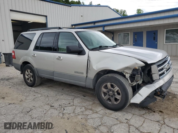 2007 Ford Expedition XLT with VIN 1FMFU16517LA47274, listed as a Copart auction lot 58021145 with 167,971 mi miles and Salvage title. Bid and sale history available at DreamBid. Image 4.