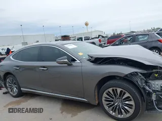 2022 Lexus LS with VIN JTHD51FF5N5015672, listed as a IAAI auction lot 41286408 with 30,047 mi miles. Bid and sale history available at carsss.com. Image 14.