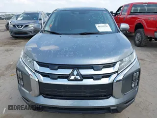 2024 Mitsubishi Outlander S z VIN JA4ARUAU3RU015370, wystawiony jako IAAI lot #42419186 z przebiegiem 26 526 mil mil oraz . Historia ofert i sprzedaży dostępna na DreamBid. Obrazek 12.