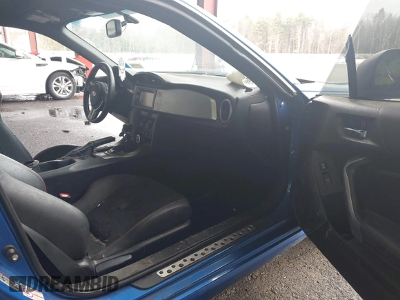 2014 Subaru BRZ Limited with VIN JF1ZCAC18E9601688, listed as a IAAI auction lot 41708524 with 99,692 mi miles. Bid and sale history available at carsss.com. Image 5.