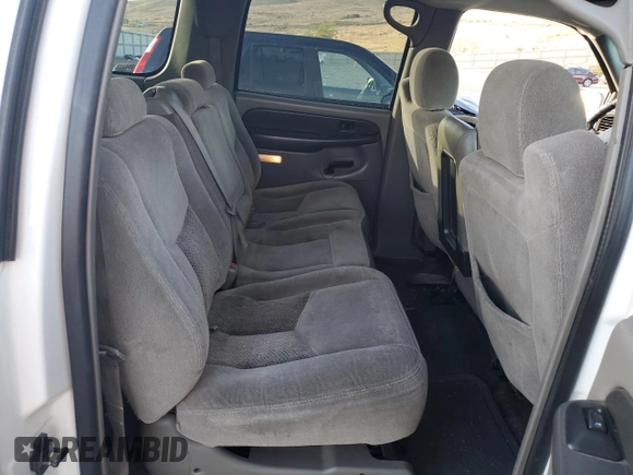 2003 Chevrolet Suburban LT with VIN 3GNGK26U63G257735, listed as a Copart auction lot 76520384 with 213,129 mi miles and Salvage Title. Bid and sale history available at carsss.com. Image 11.