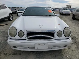 1998 Mercedes-Benz E with VIN WDBJF70F1WA683246, listed as a Copart auction lot 46858965 with Not Provided miles and Salvage Title. Bid and sale history available at DreamBid. Image 5.