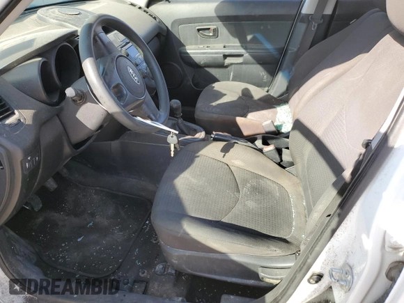 2011 Kia Soul with VIN KNDJT2A19B7299464, listed as a Copart auction lot 49000965 with Not Provided miles and Clean Title. Bid and sale history available at DreamBid. Image 7.