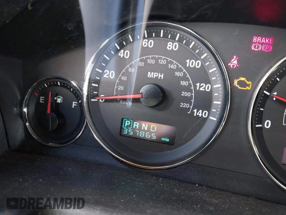 2007 Jeep Commander Sport with VIN 1J8HH48K17C553685, listed as a IAAI auction lot 42025539 with 357,865 mi miles. Bid and sale history available at carsss.com. Image 13.