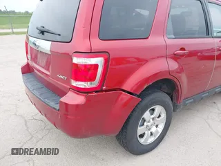2008 Ford Escape Limited с VIN 1FMCU94178KE52807, выставлен на аукционе IAAI как лот 42345083 с пробегом 193 672 миль миль и . История ставок и продаж доступна на DreamBid. Изображение 6.