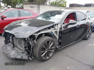 2022 Lexus IS 350 F Sport z VIN JTHGZ1B25N5049860, wystawiony jako IAAI lot #42174458 z przebiegiem 35 384 mil mil oraz . Historia ofert i sprzedaży dostępna na DreamBid. Obrazek 2.
