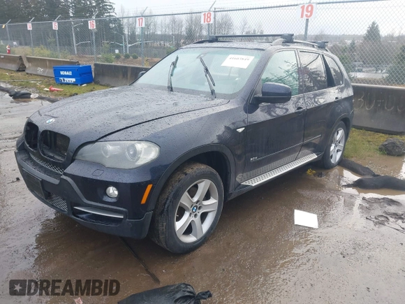 2008 BMW X5 3.0si with VIN 5UXFE43508L009171, listed as a IAAI auction lot 41603849 with 200,543 mi miles. Bid and sale history available at carsss.com. Image 2.