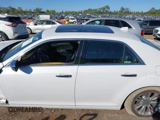 2016 Chrysler 300 with VIN 2C3CCAEG8GH198031, listed as a IAAI auction lot 40481170 with 118,874 mi miles. Bid and sale history available at carsss.com. Image 14.