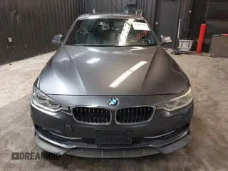2018 BMW 3 Series 330i xDrive with VIN WBA8D9C51JEM34061, listed as a IAAI auction lot 42682318 with 65,245 mi miles and . Bid and sale history available at DreamBid. Image 12.