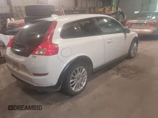 2011 Volvo C30 with VIN YV1672MK3B2225625, listed as a IAAI auction lot 42362504 with 75,845 mi miles and . Bid and sale history available at DreamBid. Image 4.