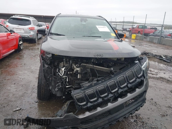 2022 Jeep Compass Trailhawk with VIN 3C4NJDDBXNT206118, listed as a IAAI auction lot 41945077 with 7,785 mi miles and . Bid and sale history available at DreamBid. Image 13.