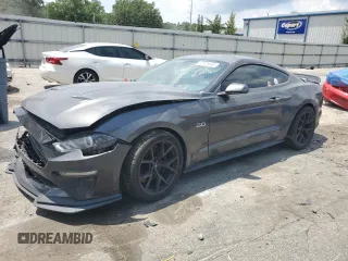 2019 Ford Mustang GT z VIN 1FA6P8CF4K5184455, wystawiony jako Copart lot #57829395 z przebiegiem 73 983 mil mil oraz Szkody całkowita. Historia ofert i sprzedaży dostępna na DreamBid. Obrazek 1.
