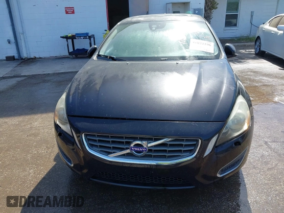 2012 Volvo S60 T5 с VIN YV1622FS2C2092353, выставлен на аукционе IAAI как лот 41872196 с пробегом Не указан миль и . История ставок и продаж доступна на DreamBid. Изображение 6.