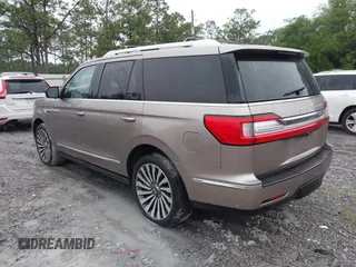 2018 Lincoln Navigator Reserve z VIN 5LMJJ2LT5JEL12492, wystawiony jako IAAI lot #42208861 z przebiegiem 186 337 mil mil oraz . Historia ofert i sprzedaży dostępna na DreamBid. Obrazek 3.