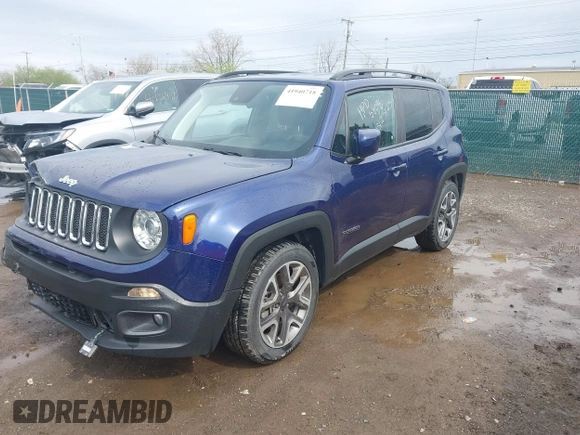 2018 Jeep Renegade Latitude with VIN ZACCJABB8JPG83883, listed as a IAAI auction lot 41940718 with 57,688 mi miles. Bid and sale history available at carsss.com. Image 2.