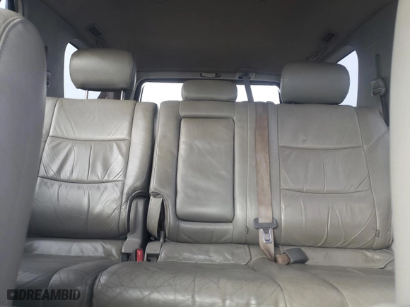 2002 Toyota Sequoia Limited with VIN 5TDZT38A92S106721, listed as a Copart auction lot 44835235 with 193,676 mi miles and Clean Title. Bid and sale history available at carsss.com. Image 10.