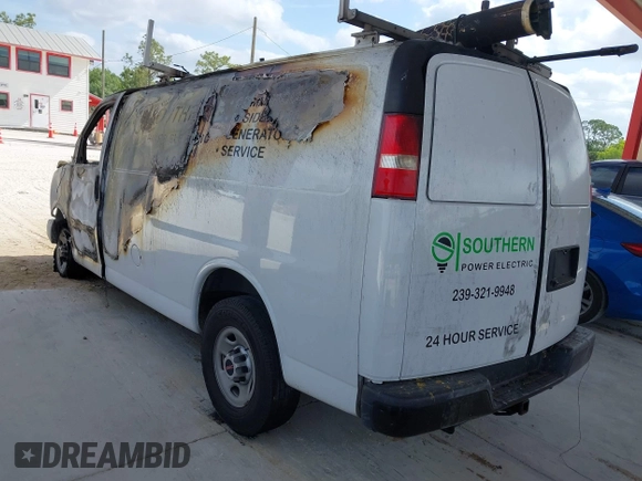 2018 GMC Savana Cargo with VIN 1GTW7AFP2J1312610, listed as a IAAI auction lot 42076819 with Not Provided miles and . Bid and sale history available at DreamBid. Image 3.