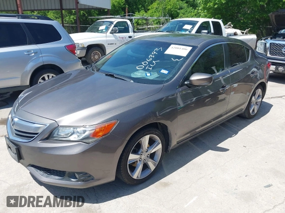 2013 Acura ILX Premium Pkg with VIN 19VDE1F55DE006393, listed as a IAAI auction lot 42001406 with 117,105 mi miles. Bid and sale history available at carsss.com. Image 20.