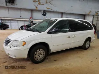 2006 Chrysler Town & Country LX z VIN 2A4GP44RX6R880658, wystawiony jako Copart lot #87244614 z przebiegiem 140 332 mil mil oraz Szkoda całkowita • Salvage title. Historia ofert i sprzedaży dostępna na DreamBid. Obrazek 1.