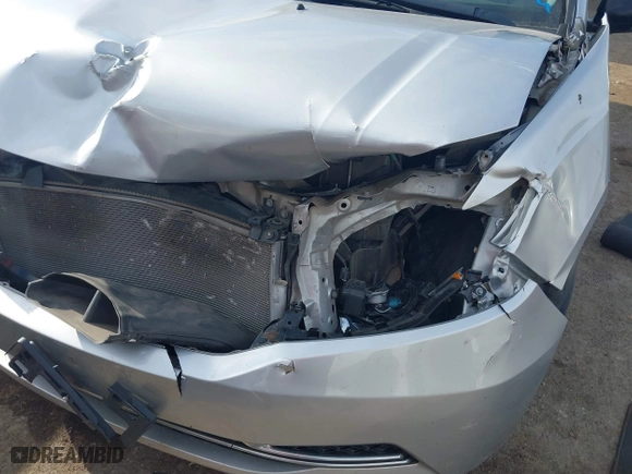 2015 Honda Odyssey LX with VIN 5FNRL5H27FB027143, listed as a IAAI auction lot 41239939 with 125,732 mi miles. Bid and sale history available at carsss.com. Image 6.