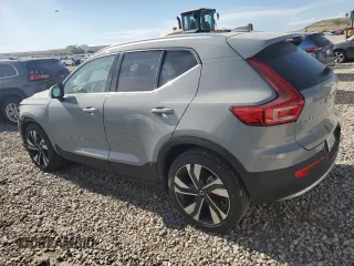 2025 Volvo XC40 Plus Bright Theme with VIN YV4L12UE3S2504316, listed as a Copart auction lot 58528235 with 9,200 mi miles and Clean title. Bid and sale history available at DreamBid. Image 2.