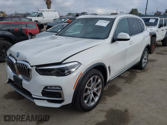 2021 BMW X5 xDrive40i with VIN 5UXCR6C03M9G36156, listed as a IAAI auction lot 42125009 with 30,877 mi miles. Bid and sale history available at carsss.com. Image 19.