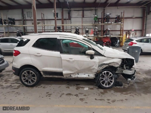 2020 Ford EcoSport Titanium with VIN MAJ6S3KLXLC322358, listed as a IAAI auction lot 41422176 with 70,785 mi miles. Bid and sale history available at carsss.com. Image 13.