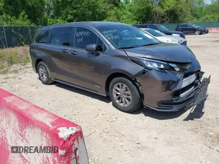2021 Toyota Sienna LE with VIN 5TDKSKFC4MS004345, listed as a IAAI auction lot 42145140 with 103,544 mi miles and . Bid and sale history available at DreamBid. Image 1.