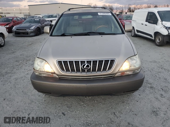 2002 Lexus RX 300 with VIN JTJHF10U520263577, listed as a Copart auction lot 41399495 with 180,833 mi miles and Clean Title. Bid and sale history available at DreamBid. Image 5.