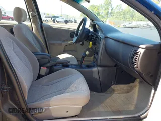 2002 Saturn SL with VIN 1G8ZK52742Z289921, listed as a IAAI auction lot 42340896 with 165,328 mi miles and . Bid and sale history available at DreamBid. Image 5.