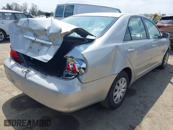 2006 Toyota Camry STD with VIN 4T1BE32K26U164258, listed as a IAAI auction lot 42120723 with 172,018 mi miles. Bid and sale history available at carsss.com. Image 4.