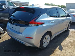 2025 Nissan LEAF S z VIN 1N4AZ1BV5SC550617, wystawiony jako IAAI lot #42295619 z przebiegiem 2 177 mil mil oraz . Historia ofert i sprzedaży dostępna na DreamBid. Obrazek 4.