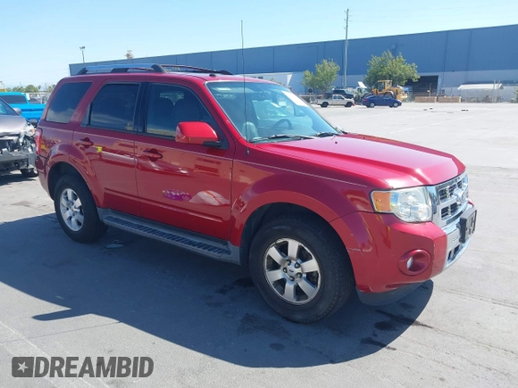 2010 Ford Escape Limited z VIN 1FMCU9EG8AKB12381, wystawiony jako IAAI lot #42385229 z przebiegiem 141 657 mil mil oraz . Historia ofert i sprzedaży dostępna na DreamBid. Obrazek 1.