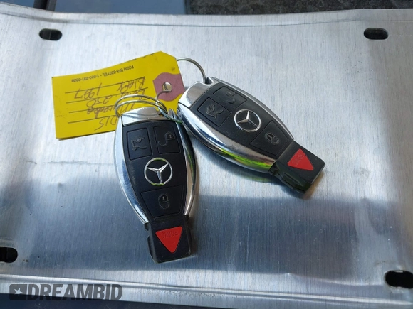 2015 Mercedes-Benz C 250 z VIN WDDGJ4HBXFG390555, wystawiony jako IAAI lot #42288436 z przebiegiem 93 665 mil mil oraz . Historia ofert i sprzedaży dostępna na DreamBid. Obrazek 11.