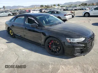 2022 Audi S8 with VIN WAULSAF84NN000519, listed as a Copart auction lot 47127135 with 30,032 mi miles and Salvage Title. Bid and sale history available at DreamBid. Image 4.