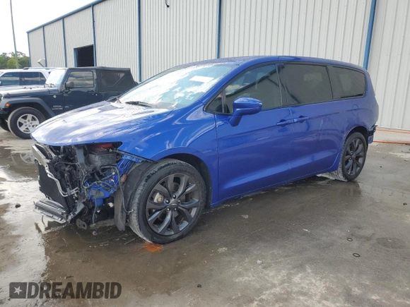 2020 Chrysler Pacifica Touring with VIN 2C4RC1FG4LR111119, listed as a Copart auction lot 54916655 with 66,789 mi miles and Salvage Title. Bid and sale history available at DreamBid. Image 1.