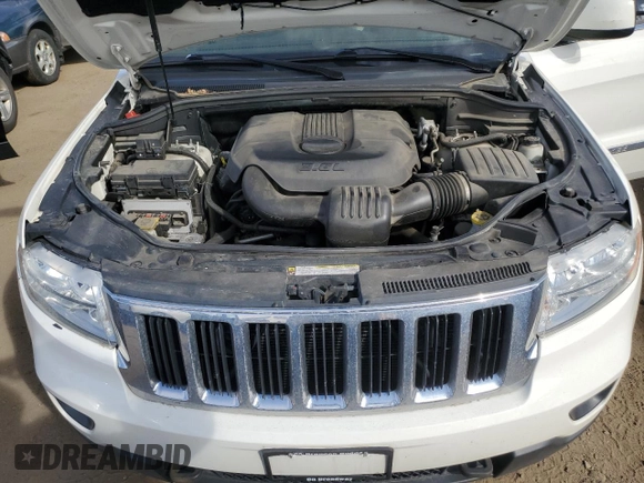 2011 Jeep Grand Cherokee Laredo with VIN 1J4RR4GG8BC718852, listed as a Copart auction lot 49852535 with 101,945 mi miles and Salvage Title. Bid and sale history available at carsss.com. Image 12.