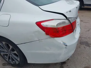 2015 Honda Accord Sedan Sport with VIN 1HGCR2F50FA109497, listed as a IAAI auction lot 41902756 with 172,185 mi miles. Bid and sale history available at carsss.com. Image 17.