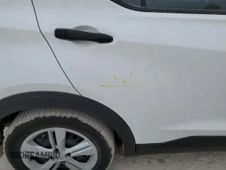 2020 Nissan Kicks S z VIN 3N1CP5BV3LL496937, wystawiony jako Copart lot #76772034 z przebiegiem Nie podano mil oraz Nie do naprawy • Non repairable. Historia ofert i sprzedaży dostępna na DreamBid. Obrazek 13.
