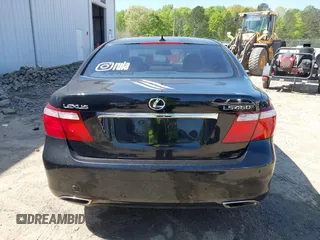 2008 Lexus LS 460 with VIN JTHBL46F885079935, listed as a IAAI auction lot 42013136 with 148,126 mi miles. Bid and sale history available at carsss.com. Image 17.